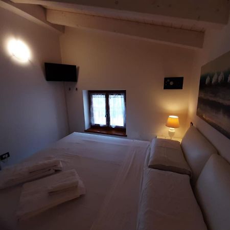 Bmp Apartment Deluxe 1 Jacuzzi Riscaldata Privata Vista Lago Di Garda Brenzone sul Garda Exterior foto