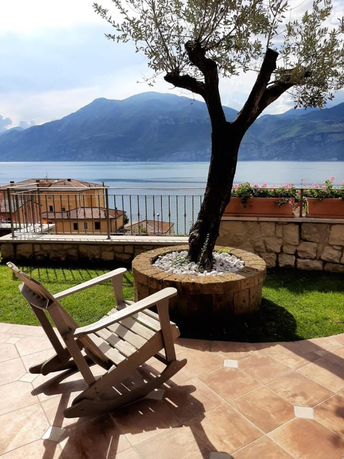 Bmp Apartment Deluxe 1 Jacuzzi Riscaldata Privata Vista Lago Di Garda Brenzone sul Garda Exterior foto